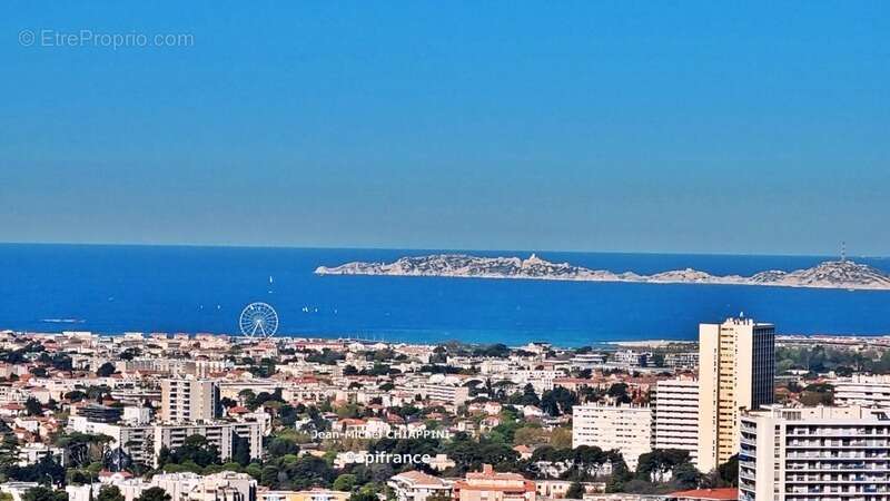 Appartement à MARSEILLE-9E