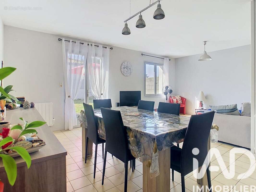 Photo 4 - Maison à LES SORINIERES