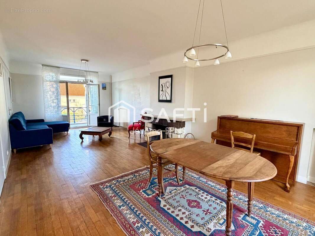 Photo 2 - Maison à POISSY