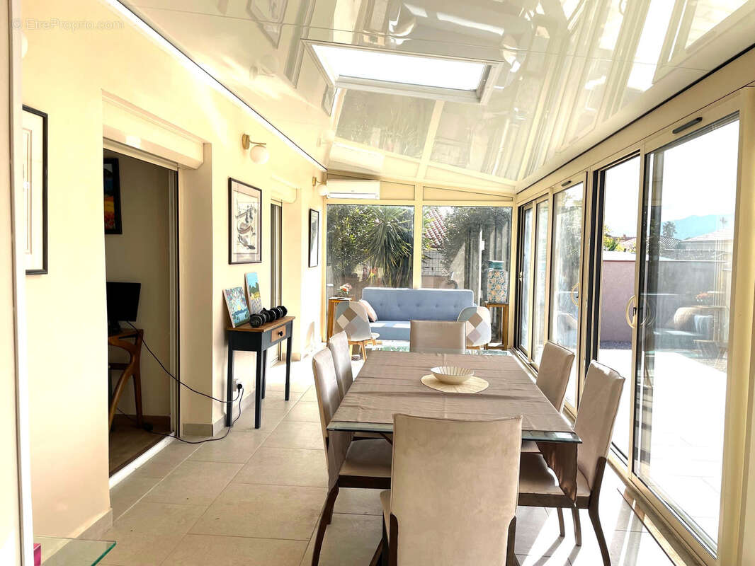 Maison à VILLENEUVE-DE-LA-RAHO