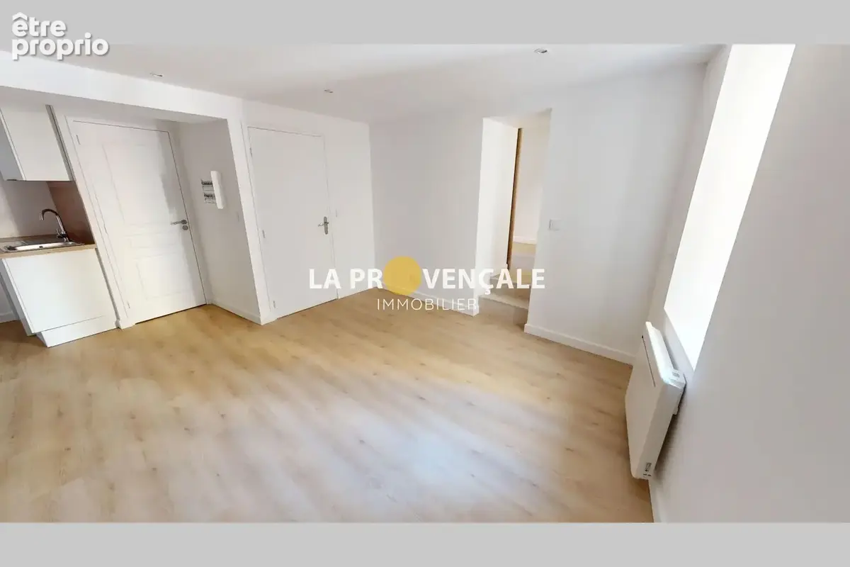 Appartement 3 pièces 42 m² à vendre à Trets (13530) - photo 4