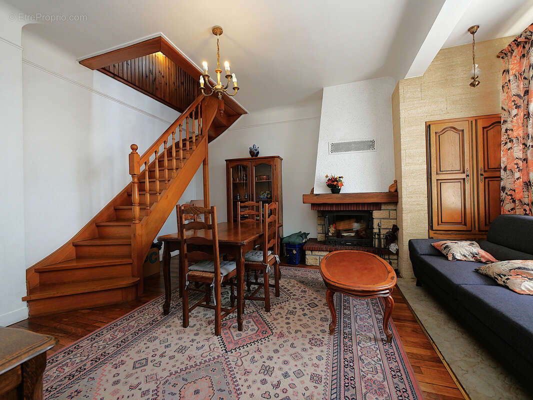 Maison à LE BLANC-MESNIL