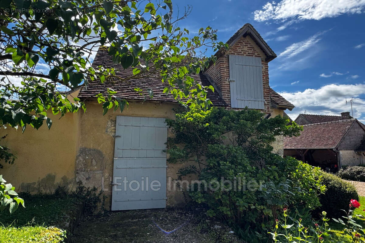 Maison à SAINT-MAURICE-SUR-HUISNE