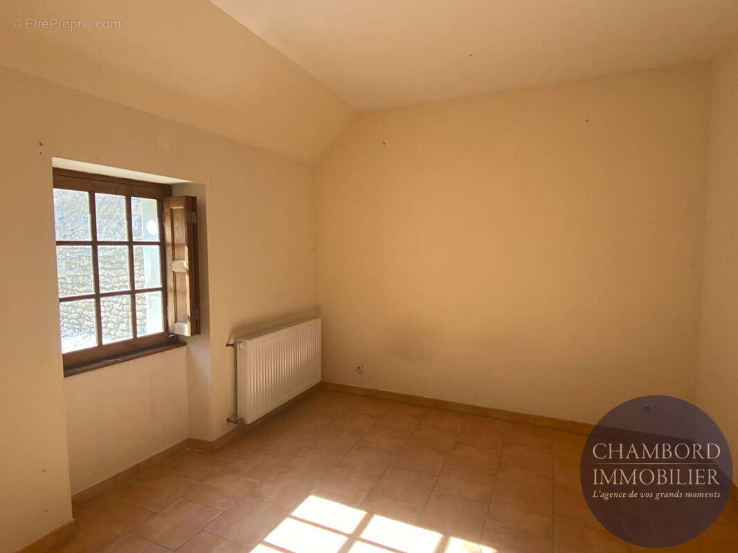 Maison en centre-ville Selles Sur Cher 107 m2 - photo 9