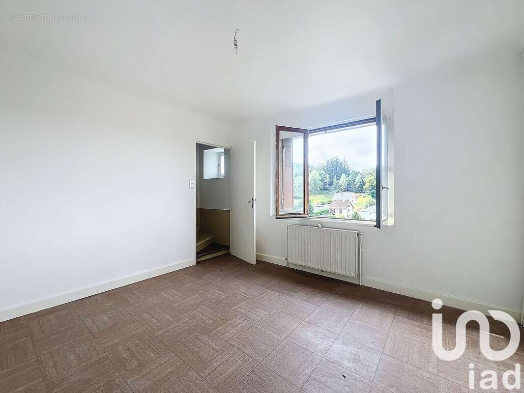 Photo 4 - Maison à BUGEAT