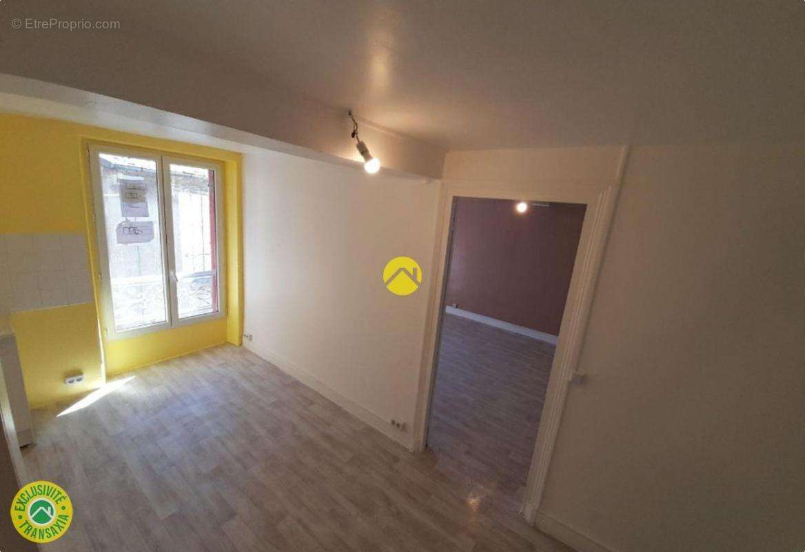 Appartement à DUN-LE-PALESTEL