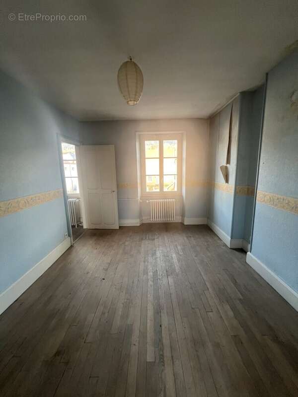 Appartement à SENONES