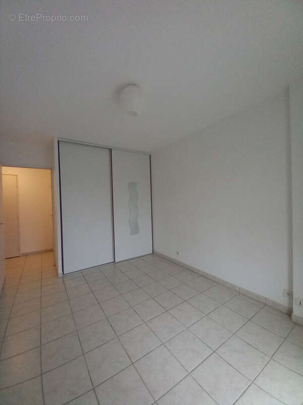 Appartement à MOUANS-SARTOUX