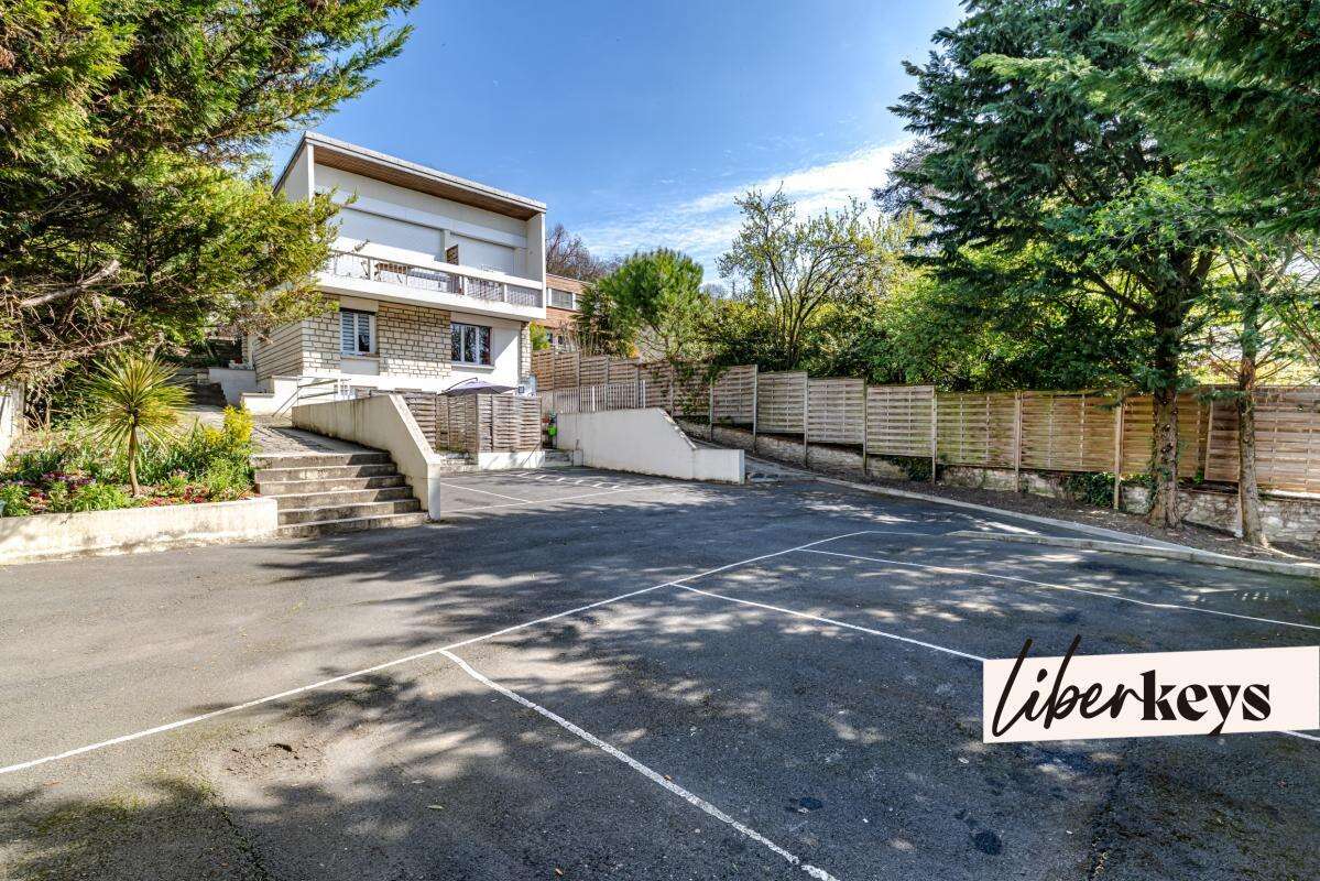 Appartement à CHAMPIGNY-SUR-MARNE