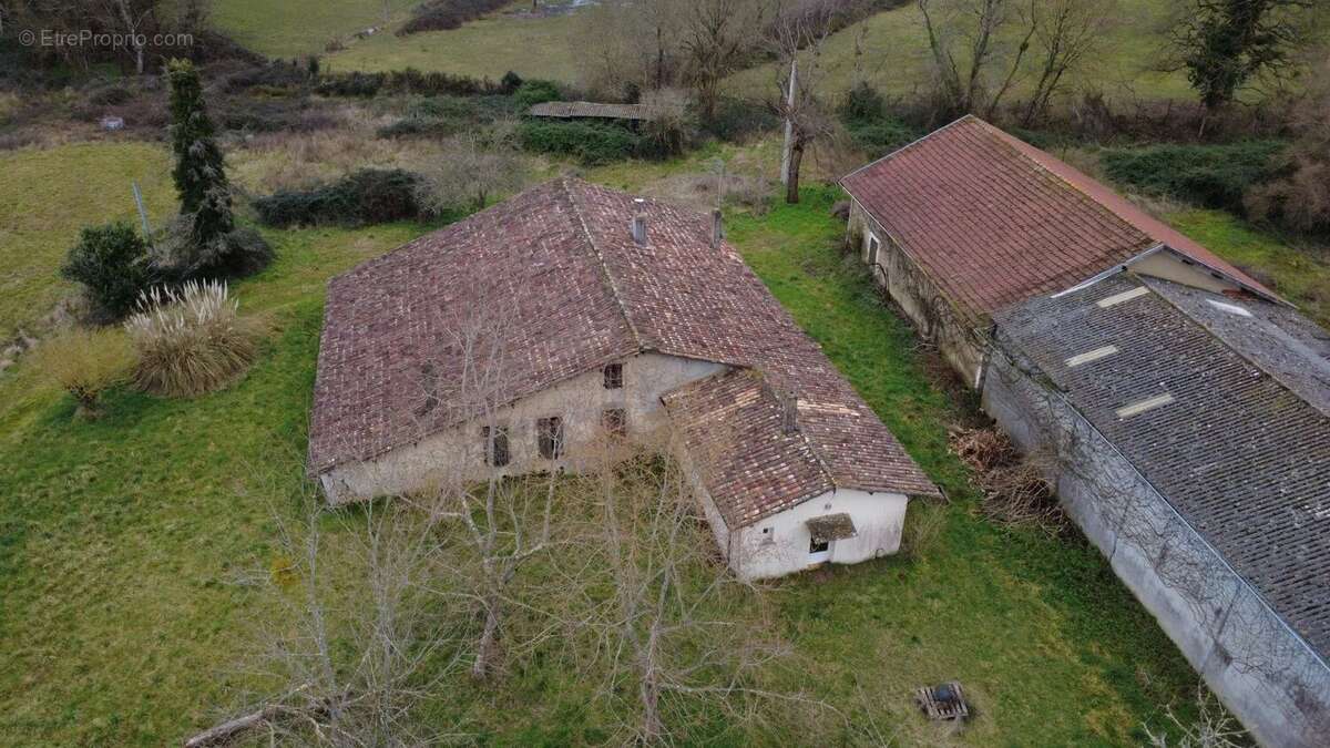 Maison à BAZAS
