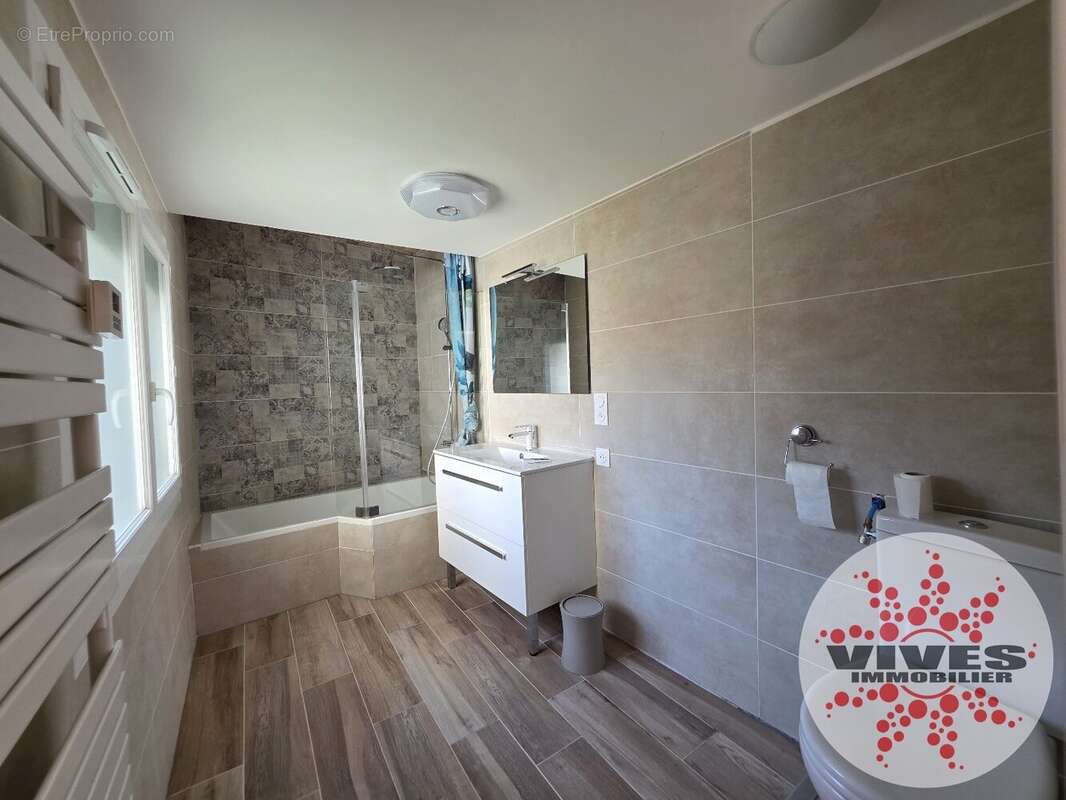 Vigneronne rénovée : 102 m² habitables, 250 m² utiles ! Garage 84 m² & Parking privatif devant la terrasse - photo 7