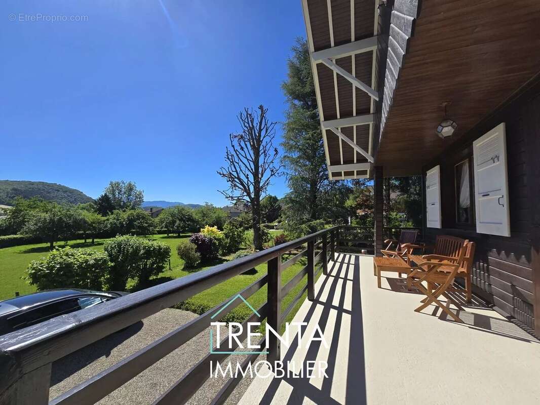 Maison à CHARAVINES