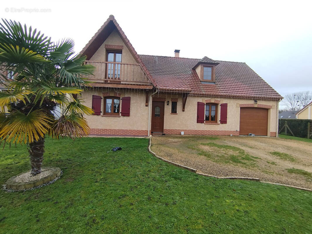 Maison à SAINT-AUBIN-EN-BRAY