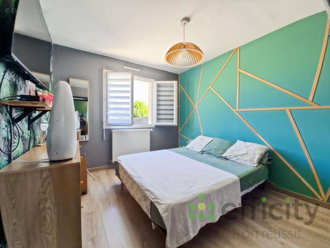 Maison 133 m² à Saint-Ouen-En-Belin  - photo 8