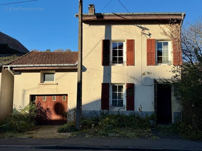 Maison à VAL-ET-CHATILLON