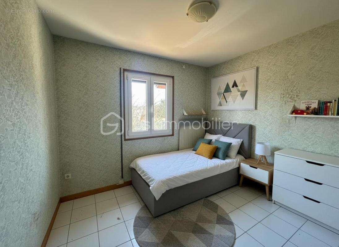 Maison à GRESY-SUR-AIX