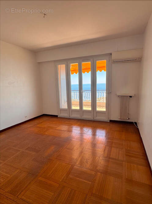 Appartement à CAP-D'AIL