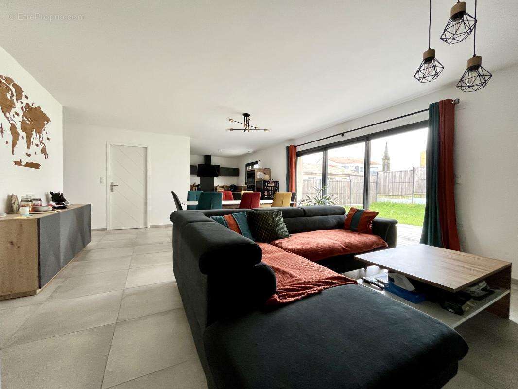 Maison à LA CHEVROLIERE