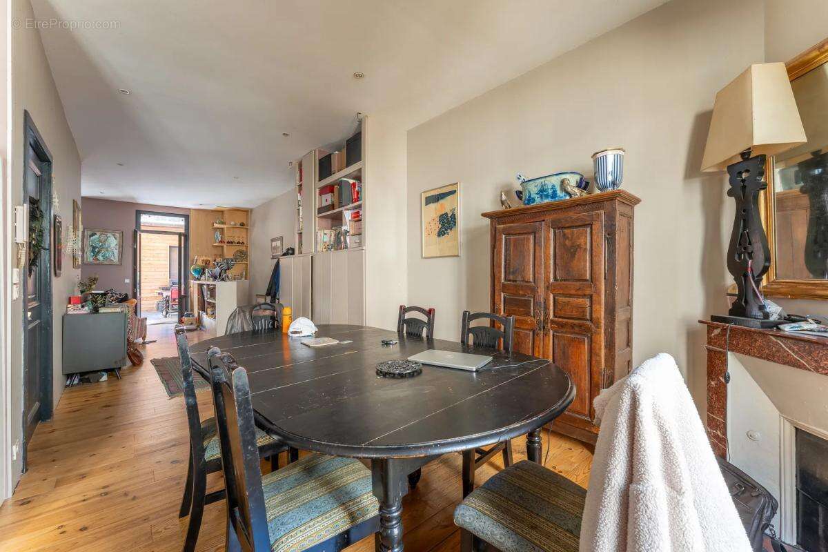 Appartement à BORDEAUX