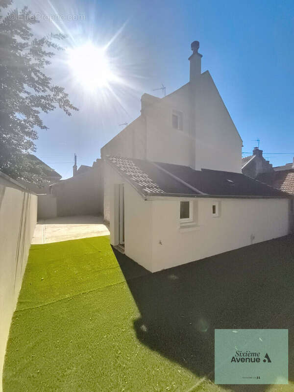 Maison à OUISTREHAM