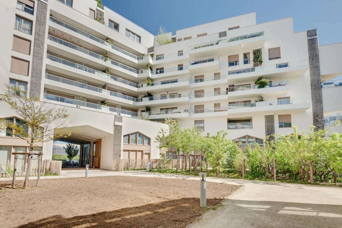 Appartement à BAGNEUX
