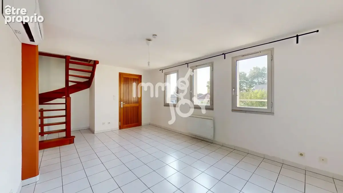 A vendre local d'activité + Appartement - photo 7