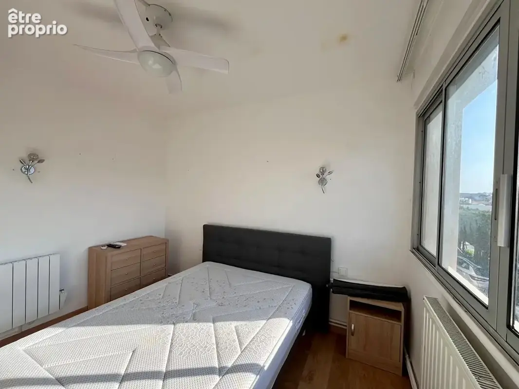 À deux pas des plages et du coeur de La Ciotat  Spacieux T3/4 de 75 m² dans une résidence sécurisée - photo 10