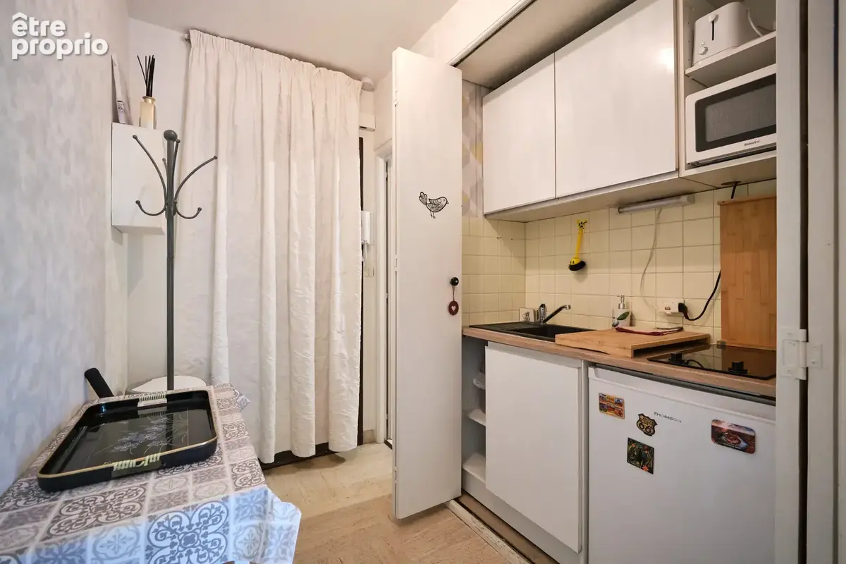 Triangle d'Or - Studio 23.35 m2 - photo 5
