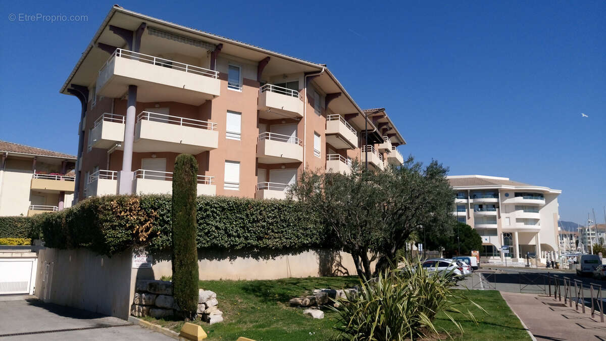 Appartement à FREJUS