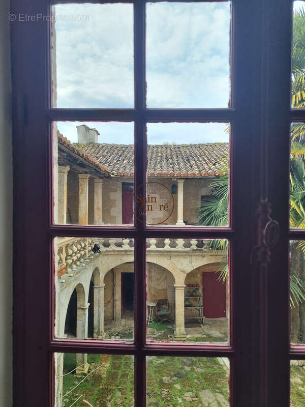 Maison à LA ROCHEFOUCAULD