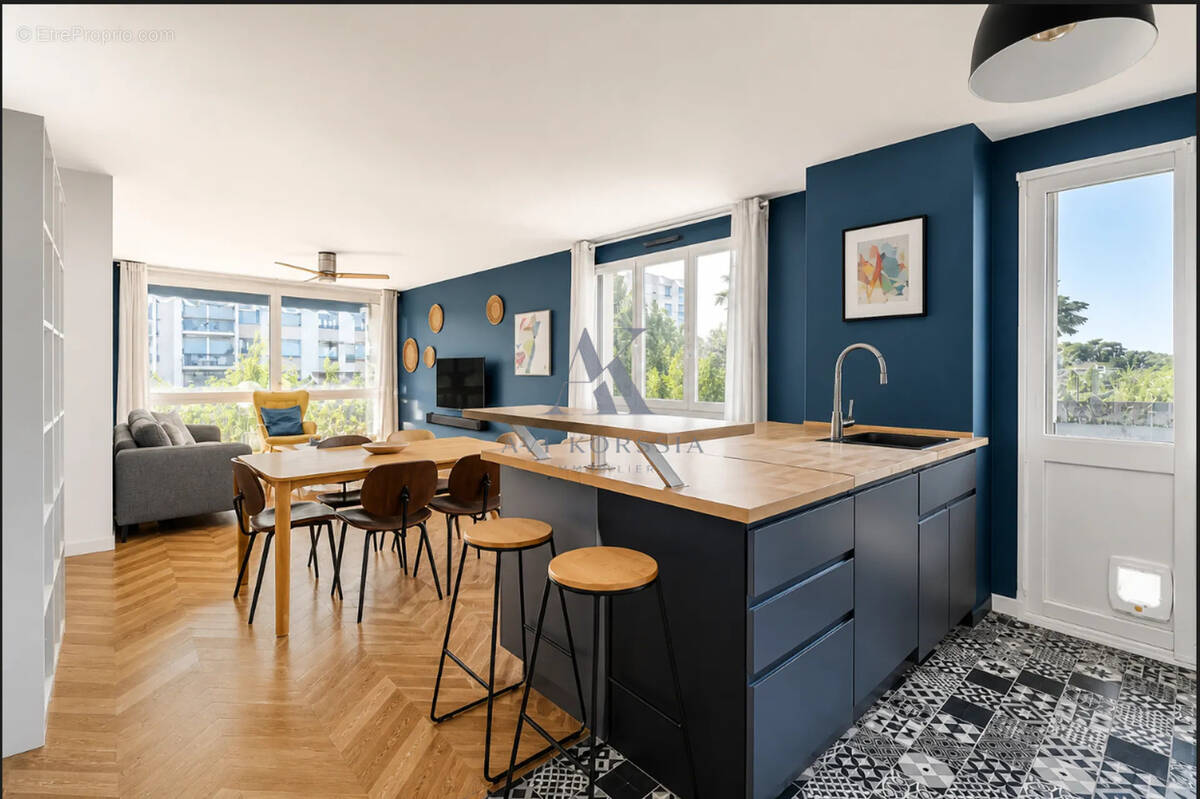 Appartement à SAINT-GENIS-LAVAL