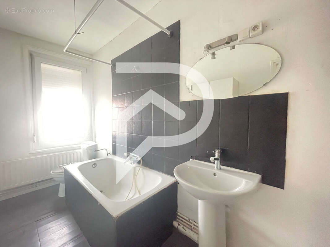 Maison à LE CATEAU-CAMBRESIS