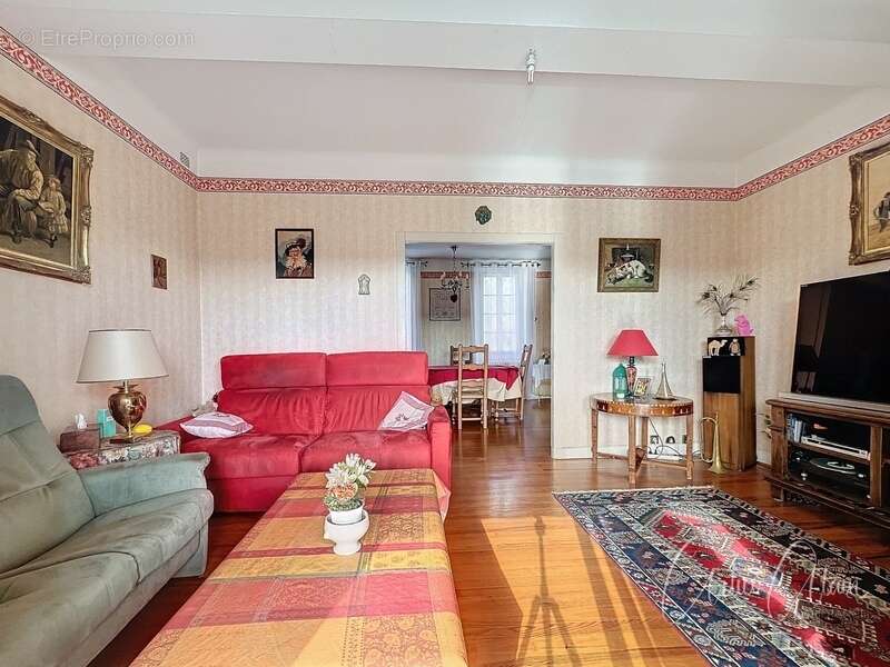 Maison à VILLEFRANCHE-DE-LAURAGAIS