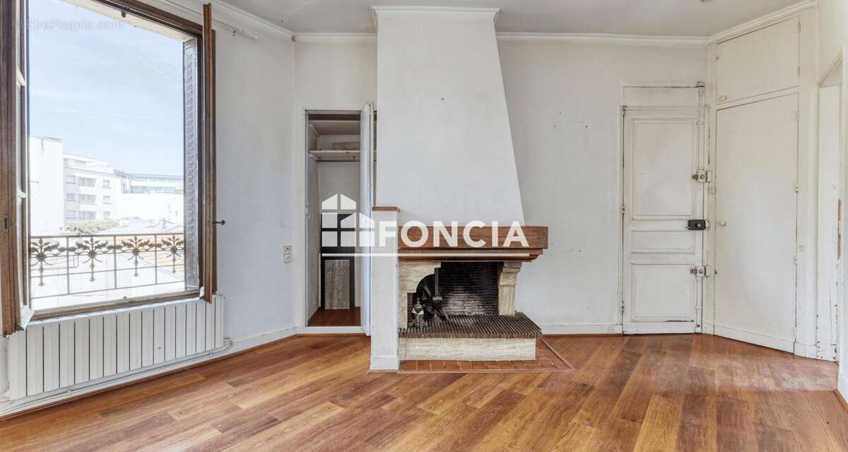 Appartement à ISSY-LES-MOULINEAUX