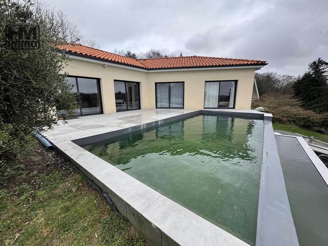 Maison à AUREIL