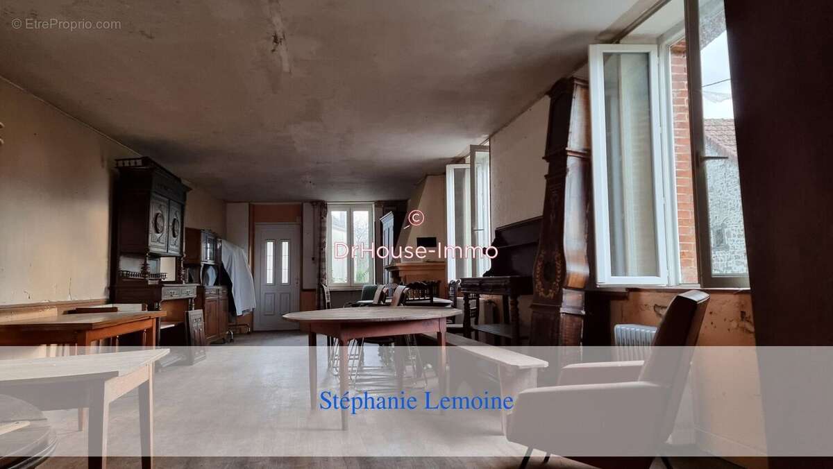 Maison 130 m² à La Foret-Du-Temple  - photo 3