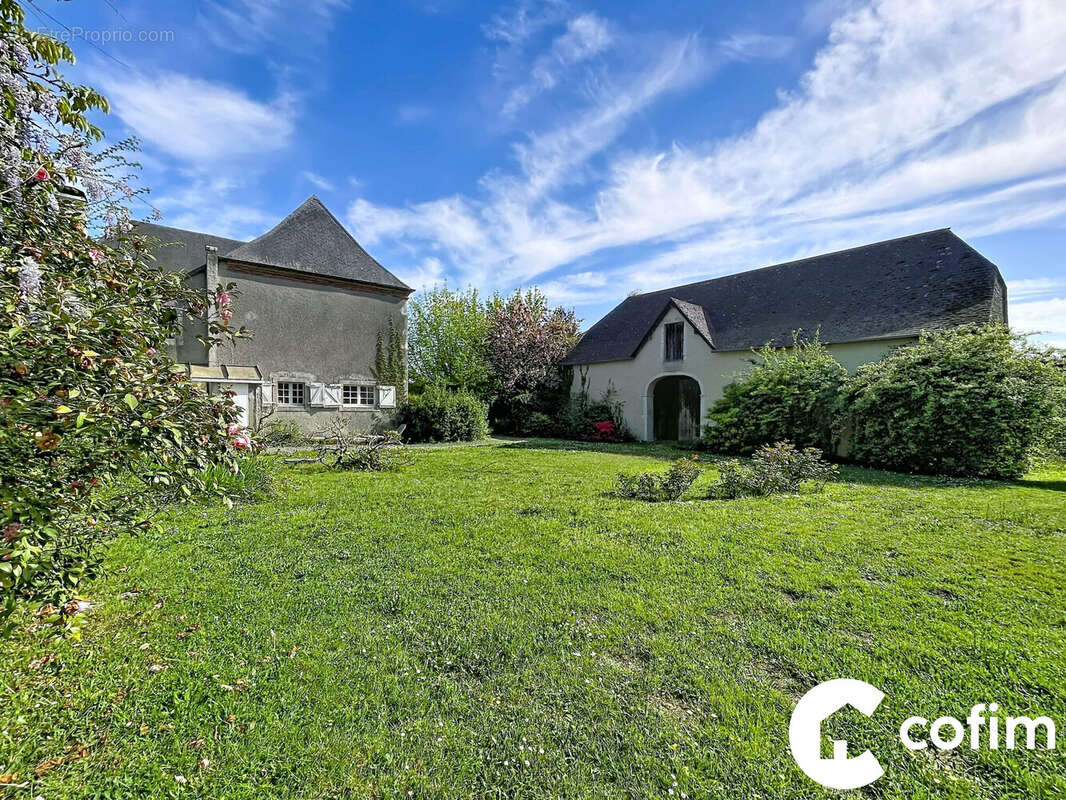 Maison à SERRES-CASTET