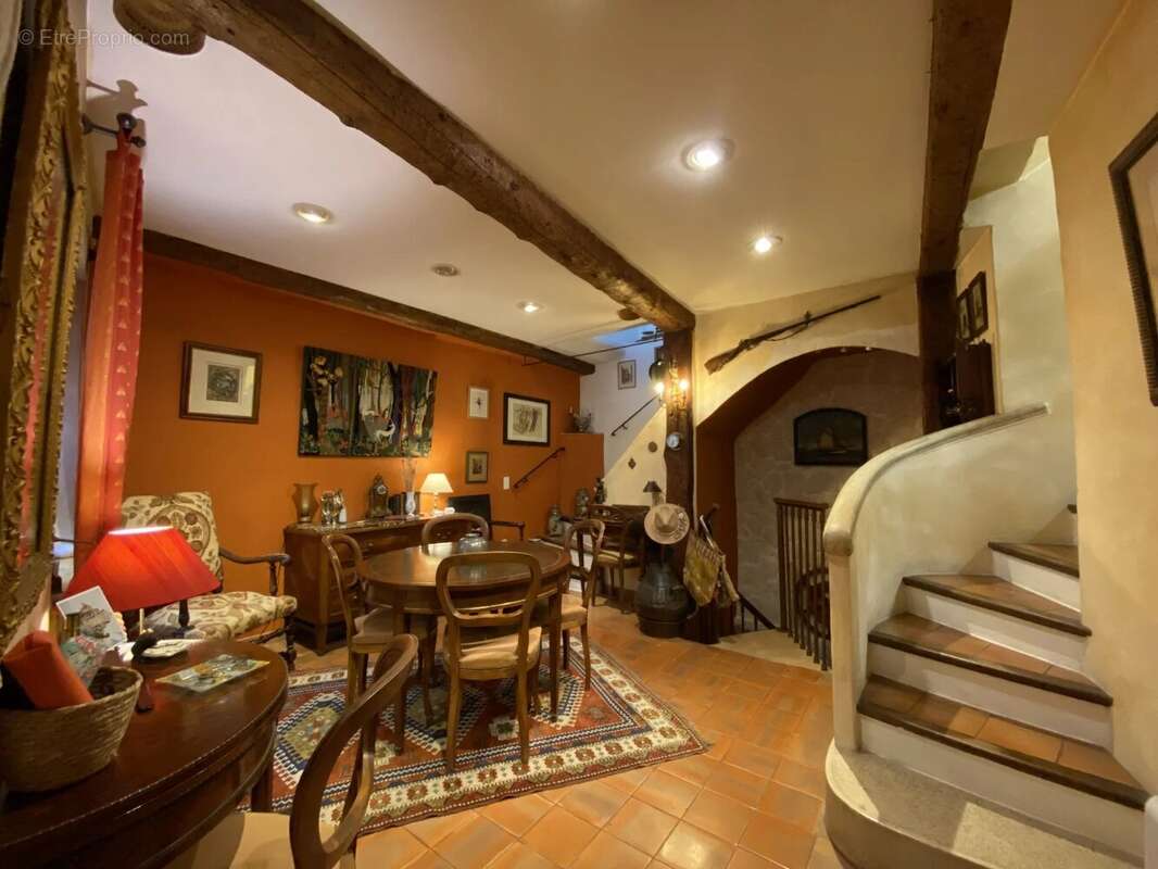 Maison à VILLENEUVE-LOUBET