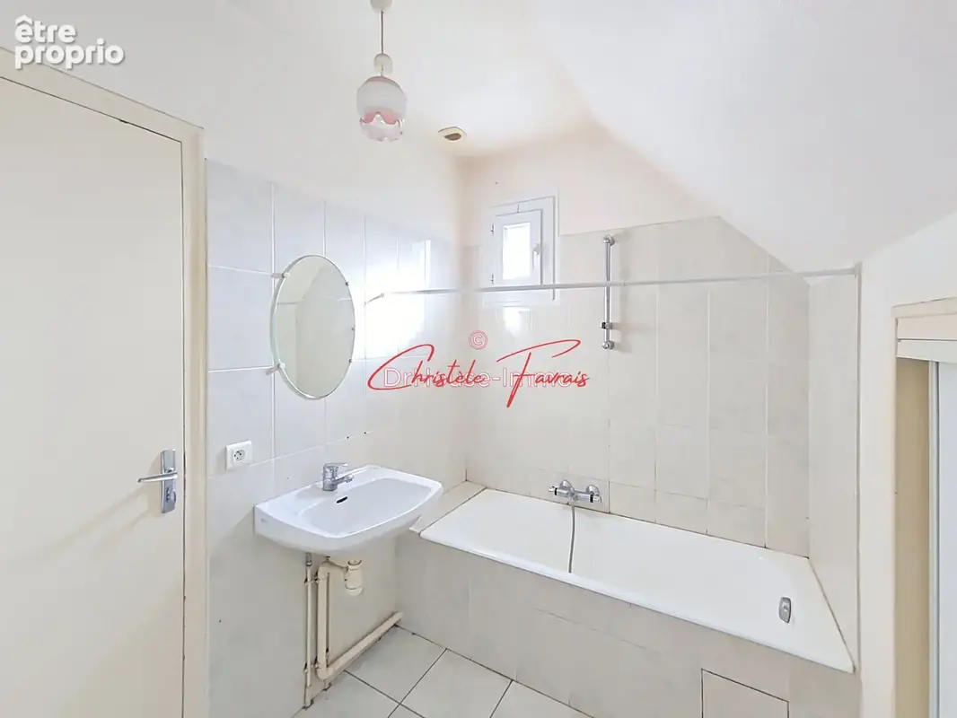 Maison 5 pièces 111 m² à vendre à La Bazouge-Du-Desert (35420) - photo 9