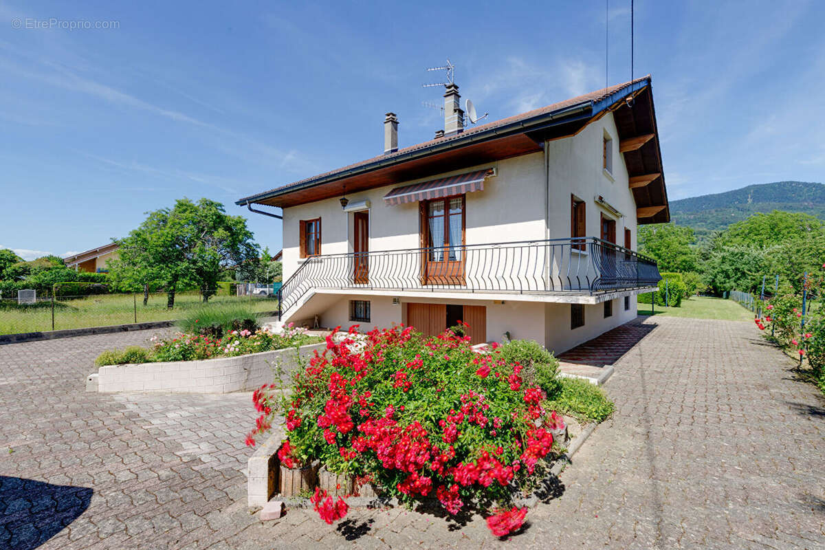 Maison Cranves Sales 4 pièces 86.18m² sur 1603m² de terrain - photo 11