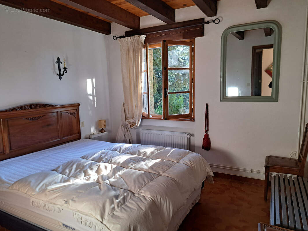 Maison à LE CHAMBON-SUR-LIGNON