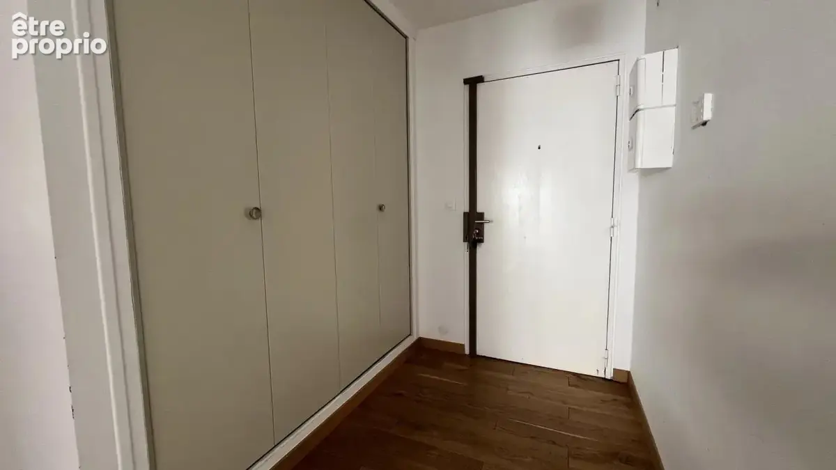 F3 de 70 m² avec balcon 14 m² - photo 9