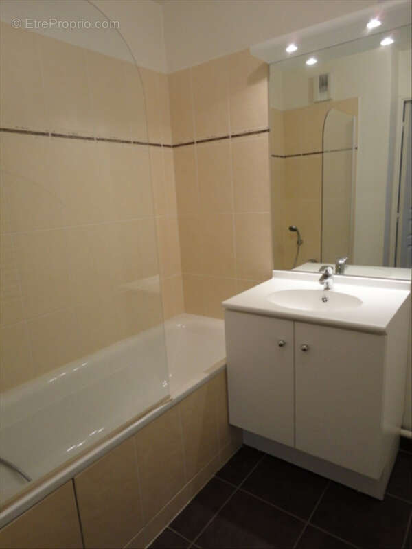 Appartement à BURES-SUR-YVETTE