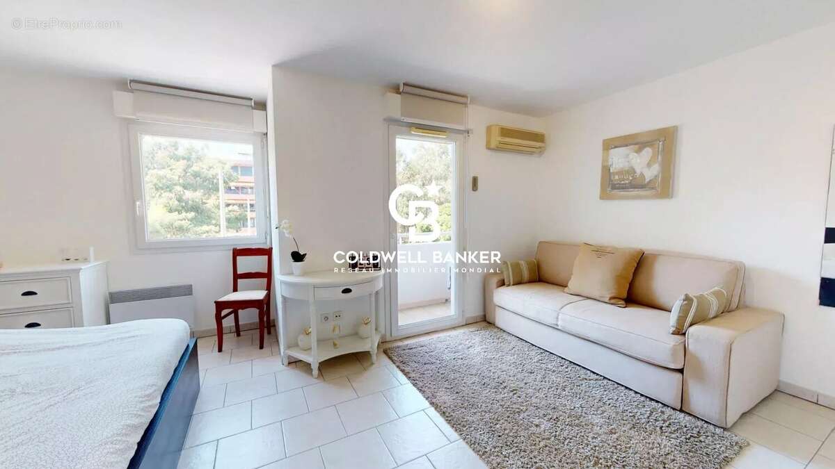 Spacieux appartement avec terrasses et double garage, à deux pas du port et des plages - photo 15