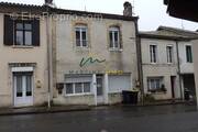 Appartement à SEYCHES