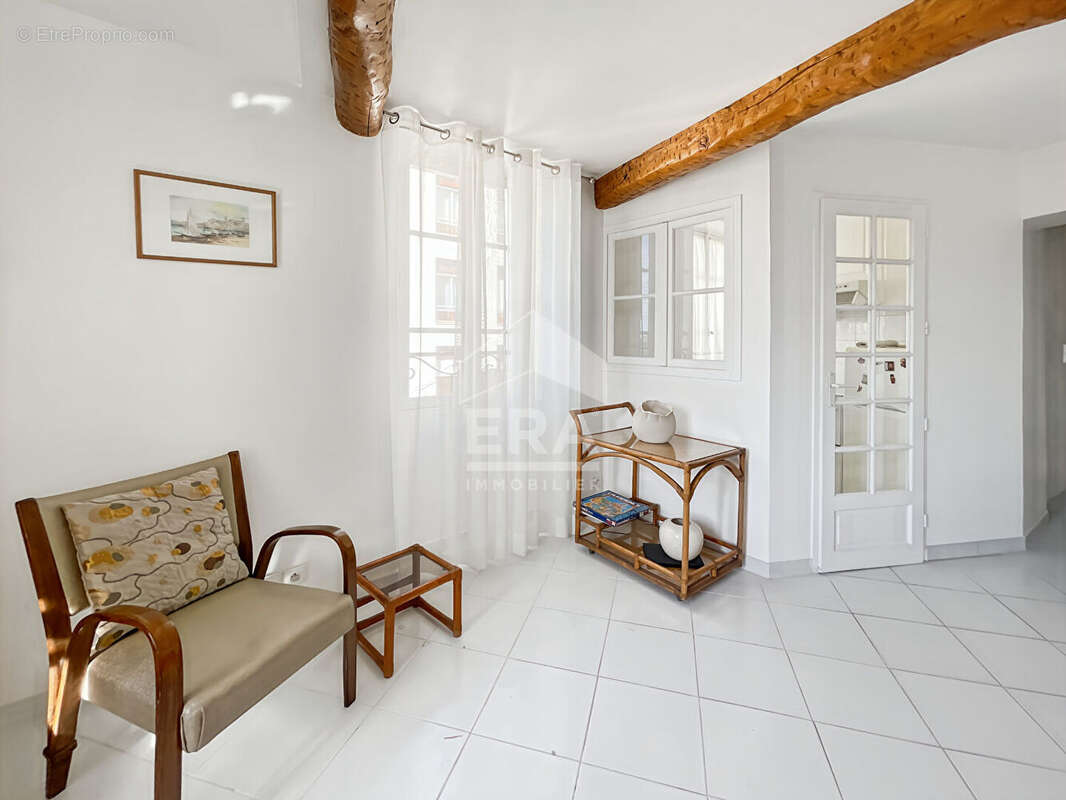 Appartement à LE CANNET