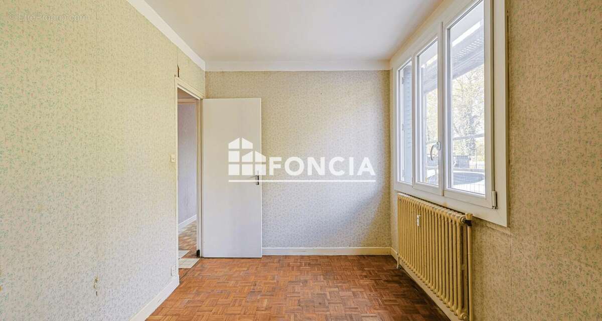 Appartement à SAINT-MARTIN-D&#039;HERES