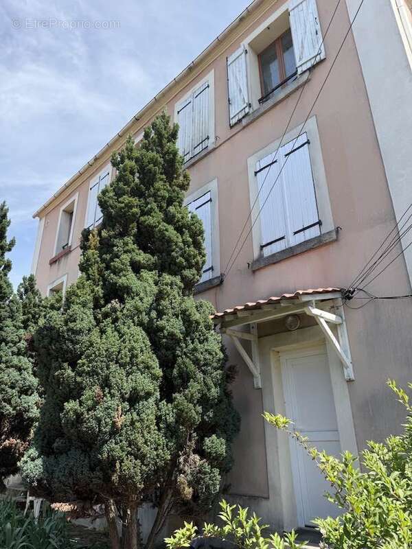 Appartement à CORBEIL-ESSONNES