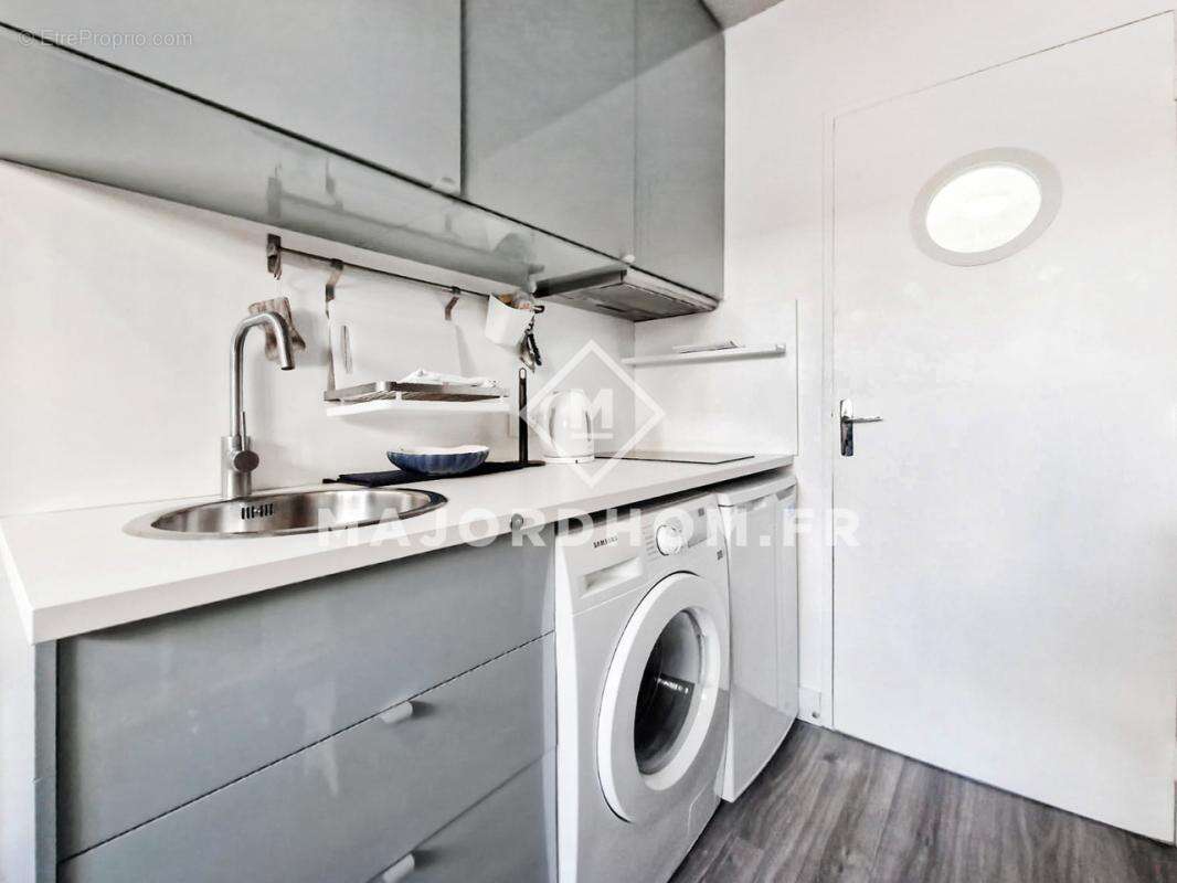 Appartement à MARSEILLE-7E