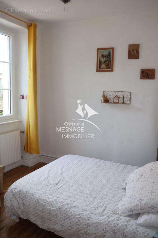 À vendre chez Christelle Mesnage Immobilier, DINAN CENTRE-VI - photo 11